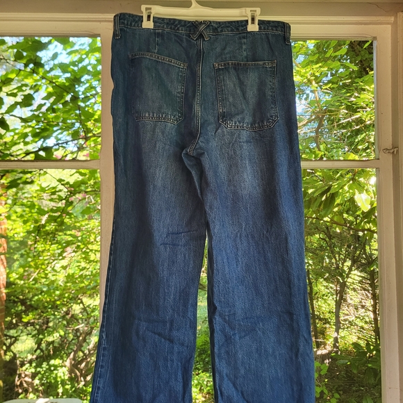 Universal Thread Wide-Leg Blue Denim Jeans - Picture 2 of 6